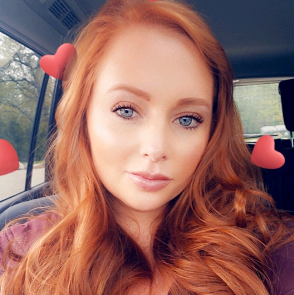 Meet your Posher, Leah